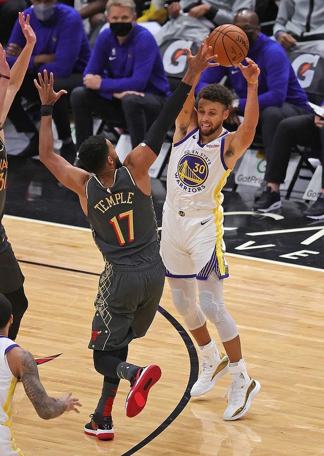 赛前国王杯焦点战，波尔图状态回暖，压力陡增，团队化学反应显著(增幅反应剧变反应)